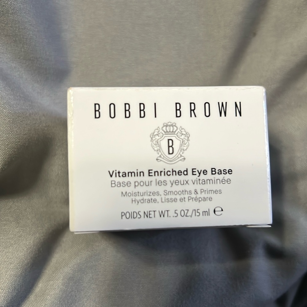 Vitamin enriched eye base